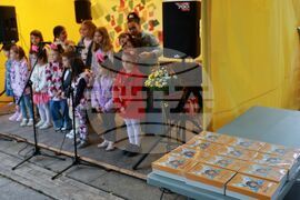 Алея на книгата - Вяра Панталеева - музикална книга „Рая и буболечkите“