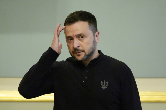 Зеленски и прокурорът на Международния наказателен съд обсъдиха как да се изпълнят заповедите за арест на руски служители