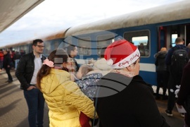 Коледен влак