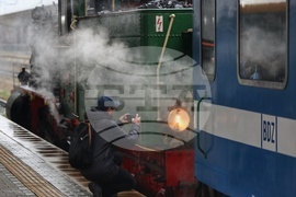 Коледен влак