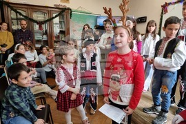 Румъния - Коледно тържество - училище “Йордан Йовков” в Букурещ