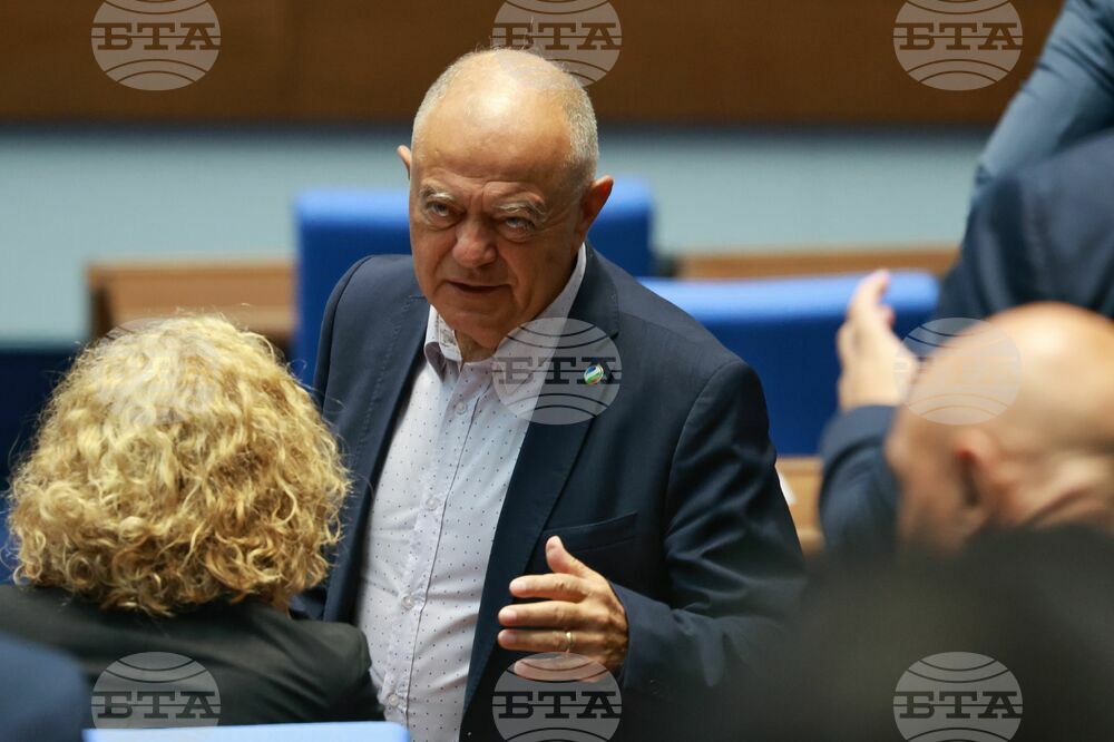 Парламент - заседание - Атанас Атанасов
