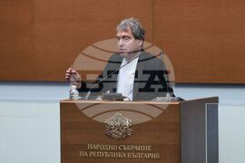 Парламент - заседание - Тошко Йорданов