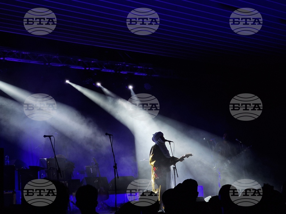 Носителите на награда „Грами“ – Tinariwen, изнесоха своя първи концерт у нас, снимка - Даниел Димитров /БТА