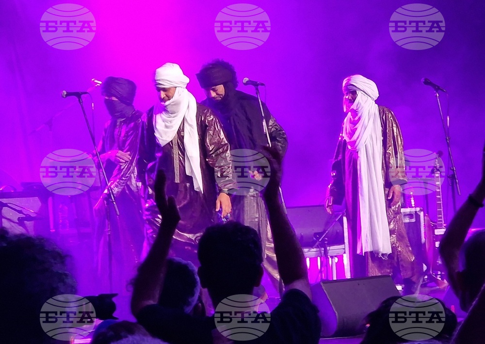 Носителите на награда „Грами“ – Tinariwen, изнесоха своя първи концерт у нас, снимка - Даниел Димитров /БТА