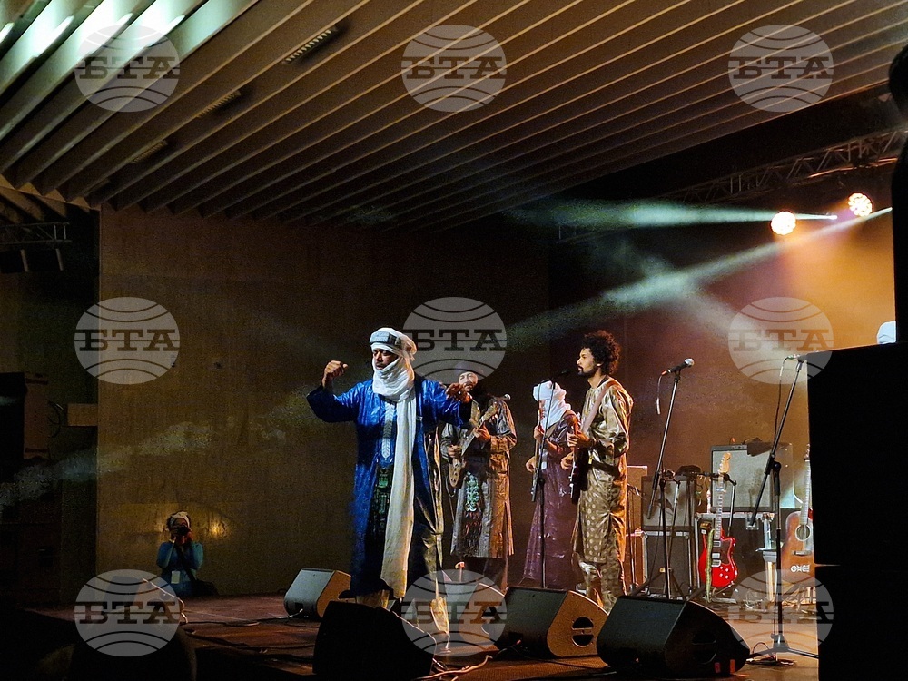 Носителите на награда „Грами“ – Tinariwen, изнесоха своя първи концерт у нас, снимка - Даниел Димитров /БТА
