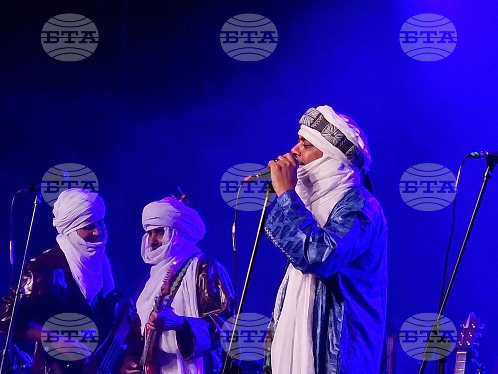 Носителите на награда „Грами“ – Tinariwen, изнесоха своя първи концерт у нас, снимка - Даниел Димитров /БТА