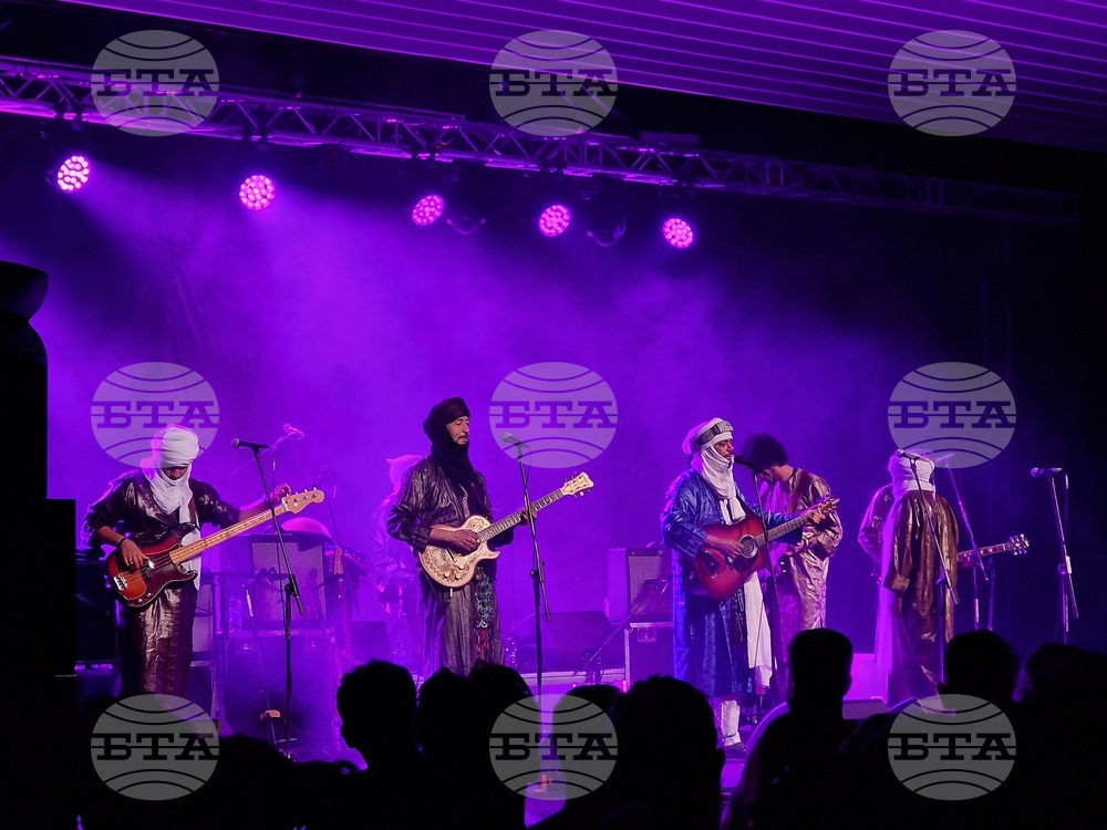 Носителите на награда „Грами“ – Tinariwen, изнесоха своя първи концерт у нас, снимка - Даниел Димитров /БТА