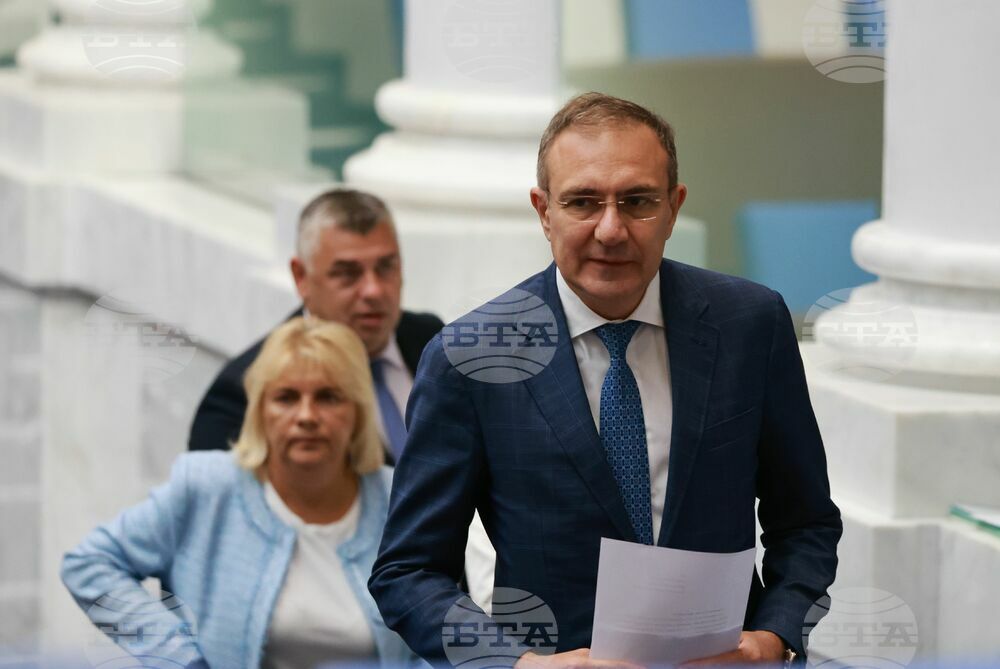 Парламент - заседание - Борислав Гуцанов
