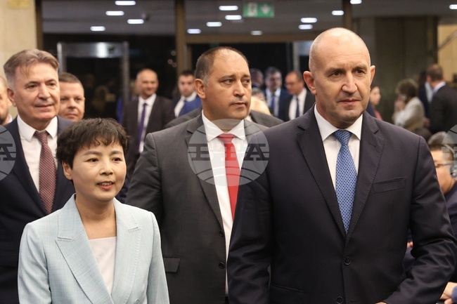 Търговско изложение - китайски компании - откриване