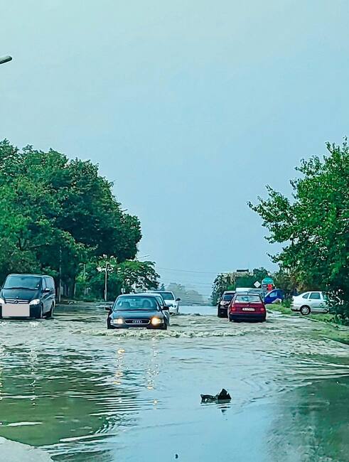 Община Варна: Кметът Благомир Коцев обяви частично бедствено положение за район „Приморски“