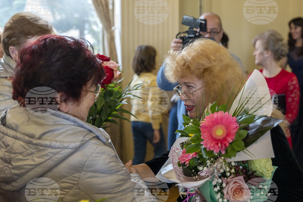 Добрич - хор „Добруджански звуци“ - концерт - Елвира Пастърмаджиева - юбилей - Снимка: Александра Антонова