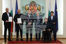 Президент - награди - български медалисти и финалисти