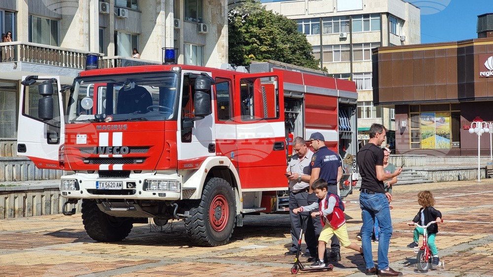 Добрич - пожарна - демонстрация