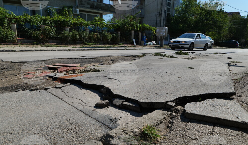 Варна - дъждове - улична настилка - поражения