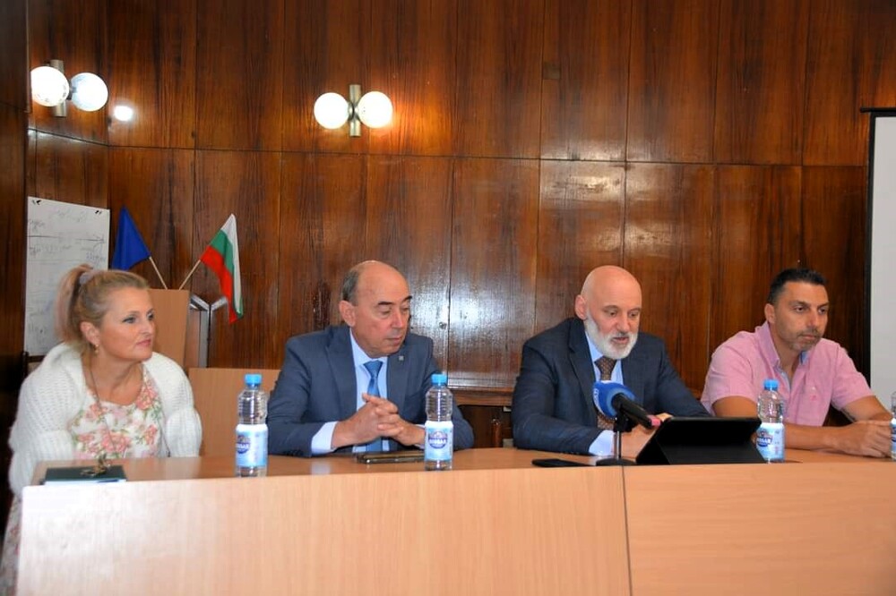 Община Асеновград: Стартира проектът за ремонт на Градска библиотека "Паисий Хилендарски" в Асеновград