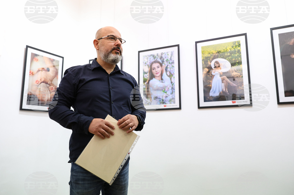 Бургас - курс по фотография - изложба
