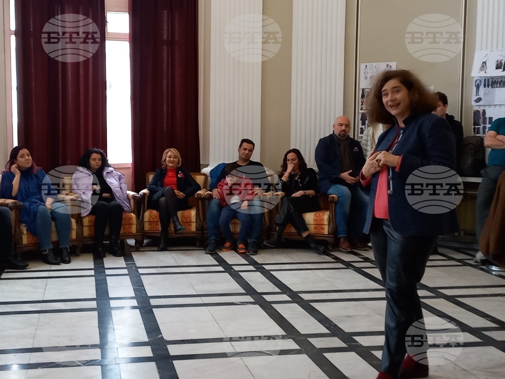 Вера Немирова започва репетициите на "Дама пика" във Варна