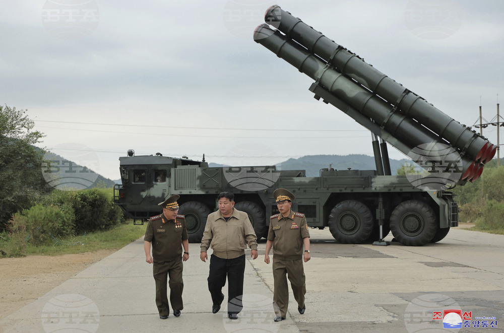 Северна Корея е изстреляла множество неидентифицирани балистични ракети в посока към Жълто море, съобщи Сеул