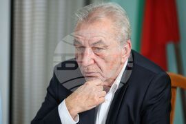 Бургас - избори - работна среща - Росен Карадимов