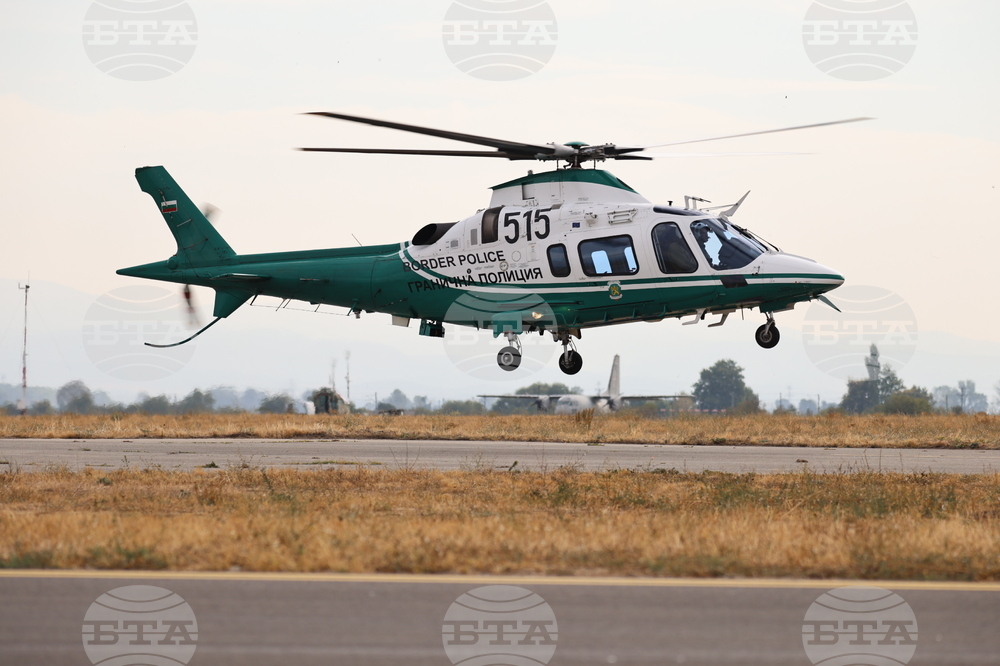 Авиобаза  „Граф Игнатиево“ - президент - демонстрационен полет