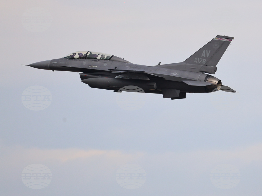 Авиобаза  „Граф Игнатиево“ - президент - демонстрационен полет