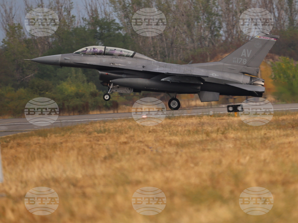 Авиобаза  „Граф Игнатиево“ - президент - демонстрационен полет