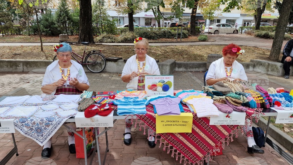 Шестото издание на Националния панаир на занаятите и декоративно-приложните изкуства „Майстории“ беше открито в Шумен