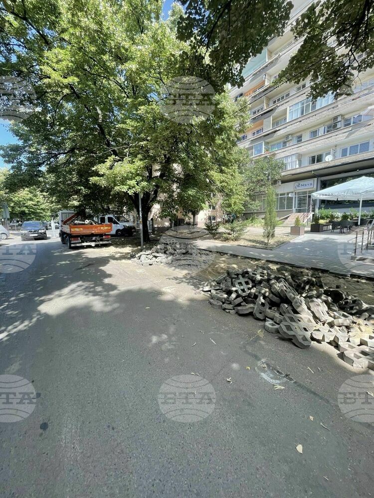 Променя се движението на транспорта по централна старозагорска улица