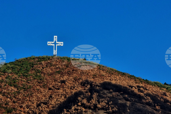 Сливен - 33-метров кръст