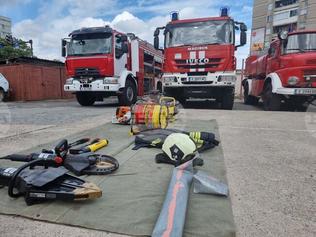 Ямболските огнеборци ще обучават граждани за помощ при потушаване на пожари