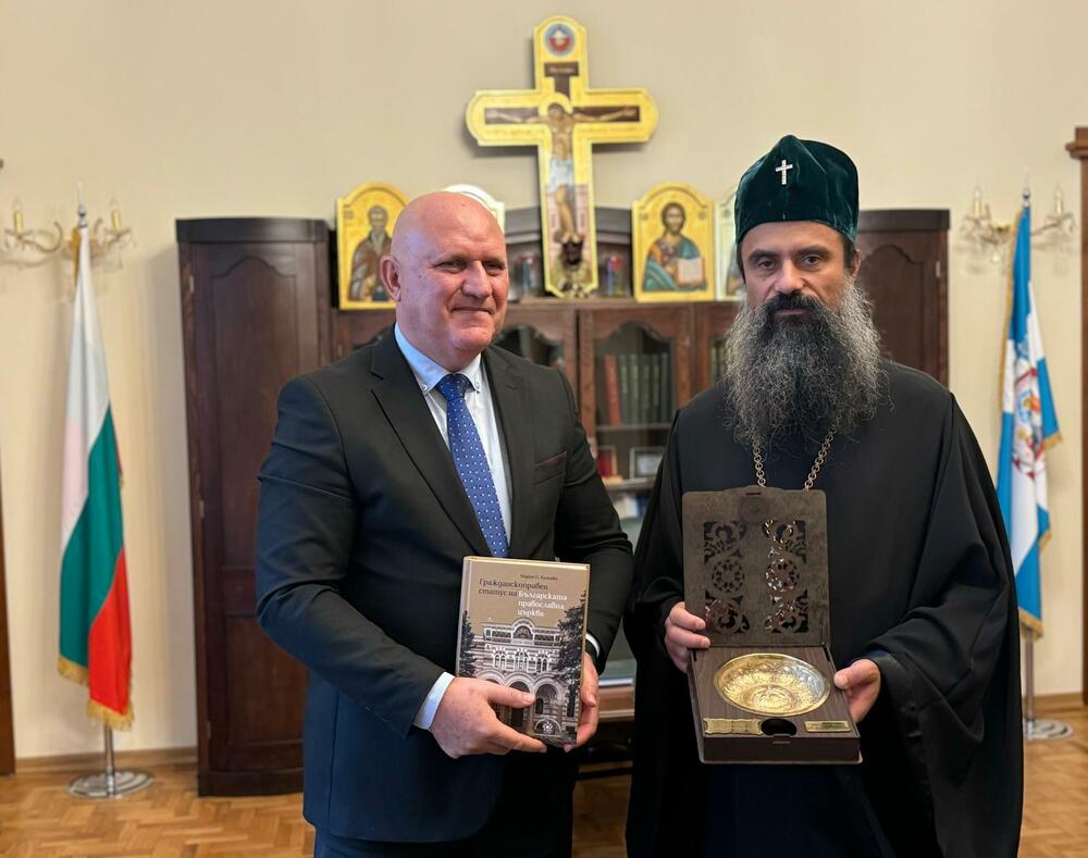 МОН: Министър Галин Цоков и Патриарх Даниил обсъдиха сътрудничеството между образователната система и Българската православна църква
