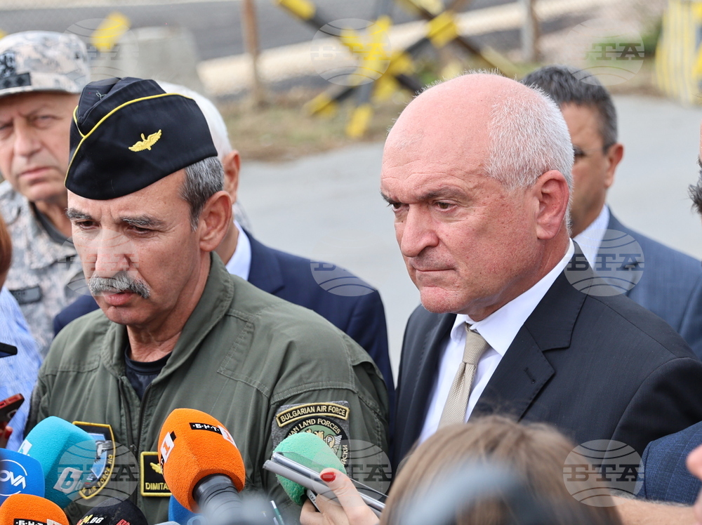 Авиобаза „Граф Игнатиево“ - инцидент - Димитър Главчев - брифинг