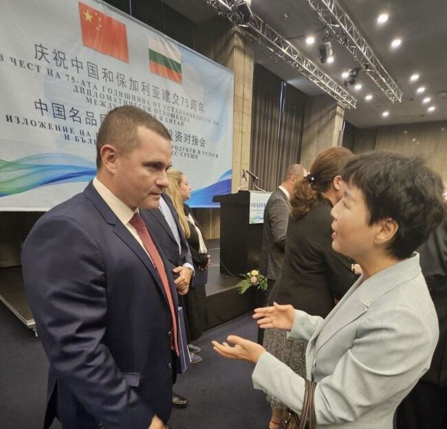 Община Русе: Пенчо Милков и Златомира Стефанова бяха сред официалните гости на Българо-китайски инвестиционен форум и изложение