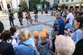 13-ти Международен фестивал за уличен и куклен театър „Панаир на куклите“ - откриване