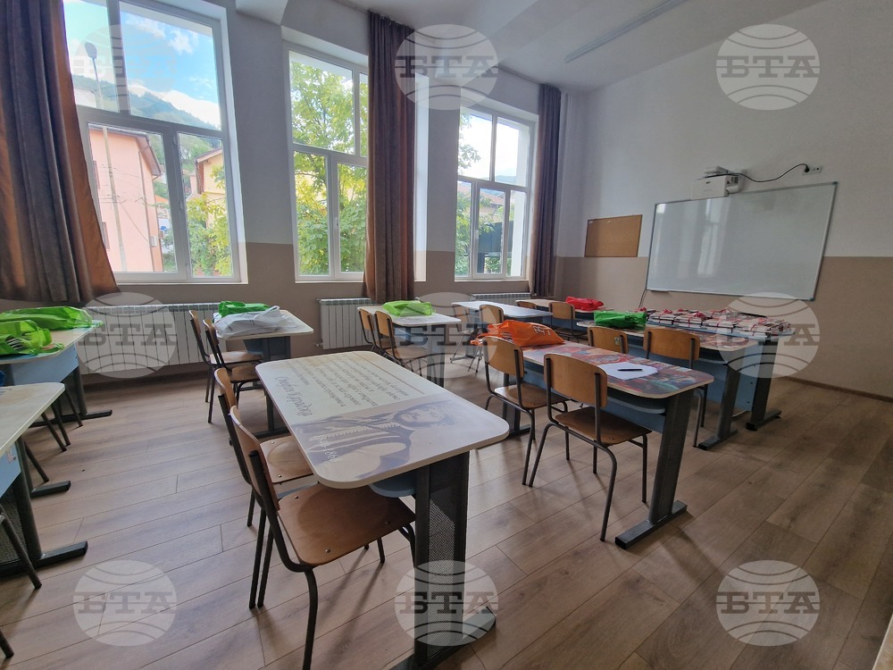 New School Year Starts in 2,331 Schools in Bulgaria