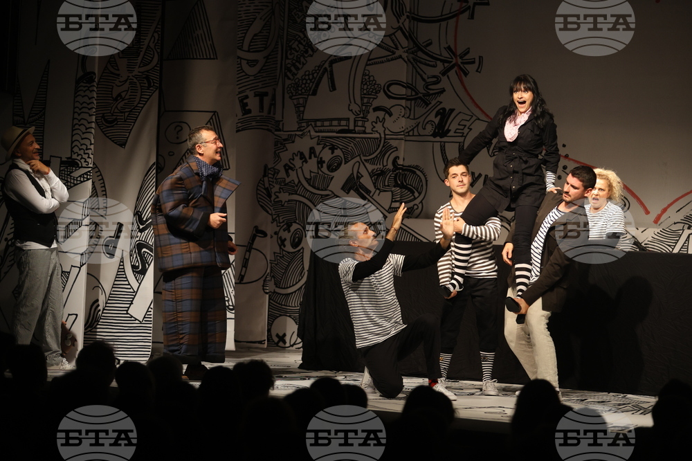 13-ти Международен фестивал за уличен и куклен театър „Панаир на куклите“ - откриване