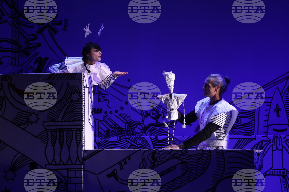 13-ти Международен фестивал за уличен и куклен театър „Панаир на куклите“ - откриване