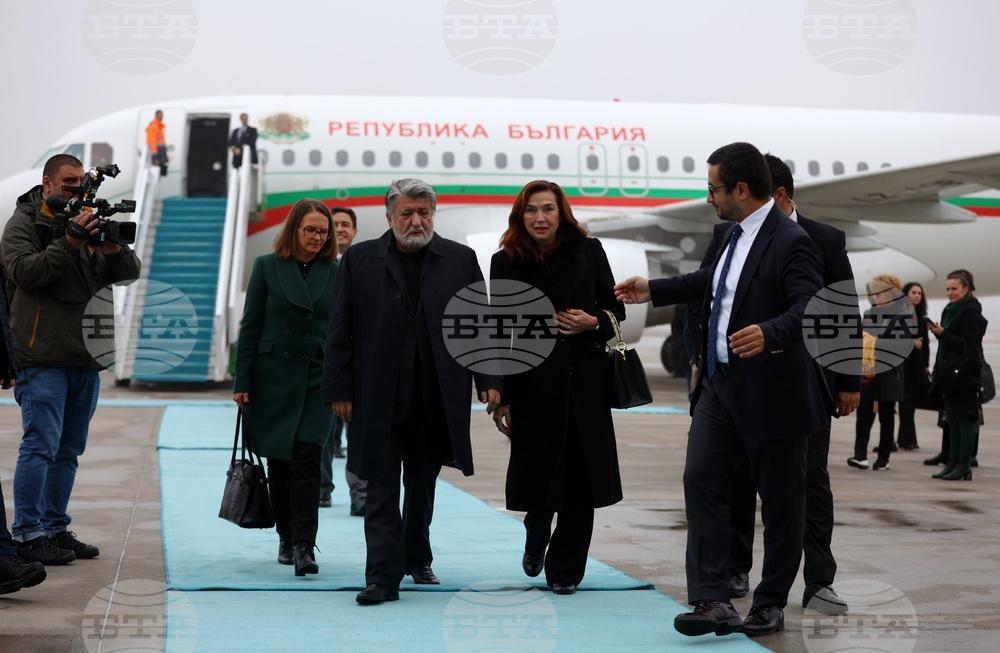 Българската парламентарна делегация, водена от председателя на Народното събрание Вежди Рашидов пристигна на официална визита в Турция