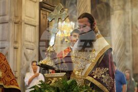 Бургас - Кръстовден - Сливенски митрополит Арсений - служба