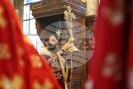 Бургас - Кръстовден - Сливенски митрополит Арсений - служба