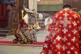 Бургас - Кръстовден - Сливенски митрополит Арсений - служба