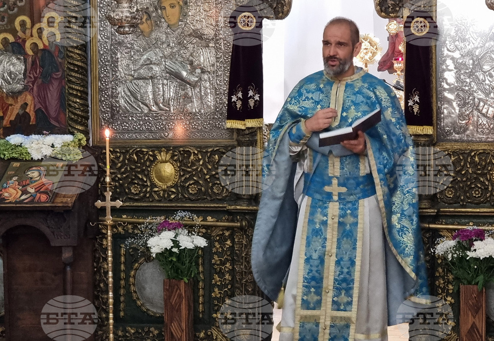 Варна - Кръстовден - литургия