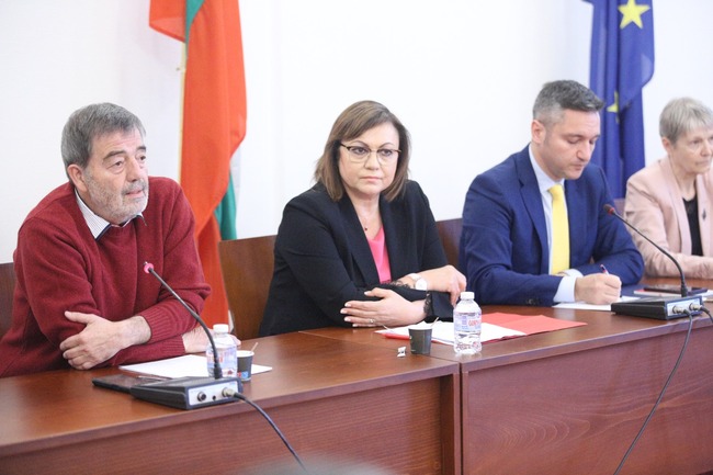 Проф. Димитър Денков: Необходими са решения за тежките кризи в социалната система, които да намерят място в новата програма на БСП