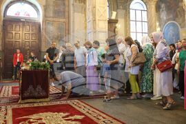 Бургас - Кръстовден - частица от Светия кръст - поклонение