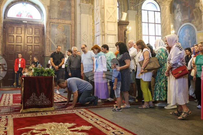  Бургас - Кръстовден - частица от Светия кръст - поклонение