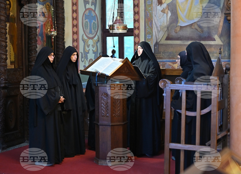 Берковица - литургия - Кръстовден