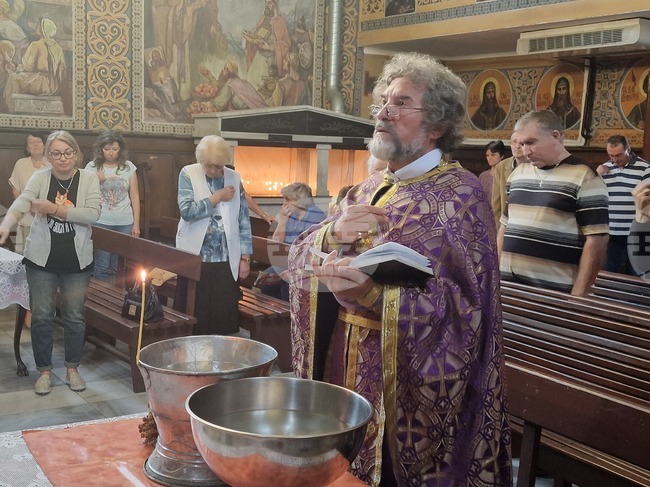 Търговище - Кръстовден - празнична литургия