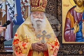 Ловеч - Света литургия - празник