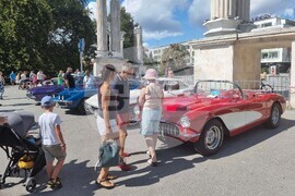 Варна - конкурс - ретро автомобили